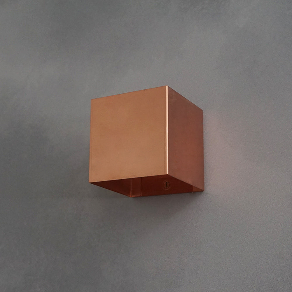 銅製ランプ　間接照明　ハンドメイド　金属工芸　ブラケットライト CUBE 銅ブラケット｜銅ブラケットライト・壁付け照明｜CTSH LIGHT.