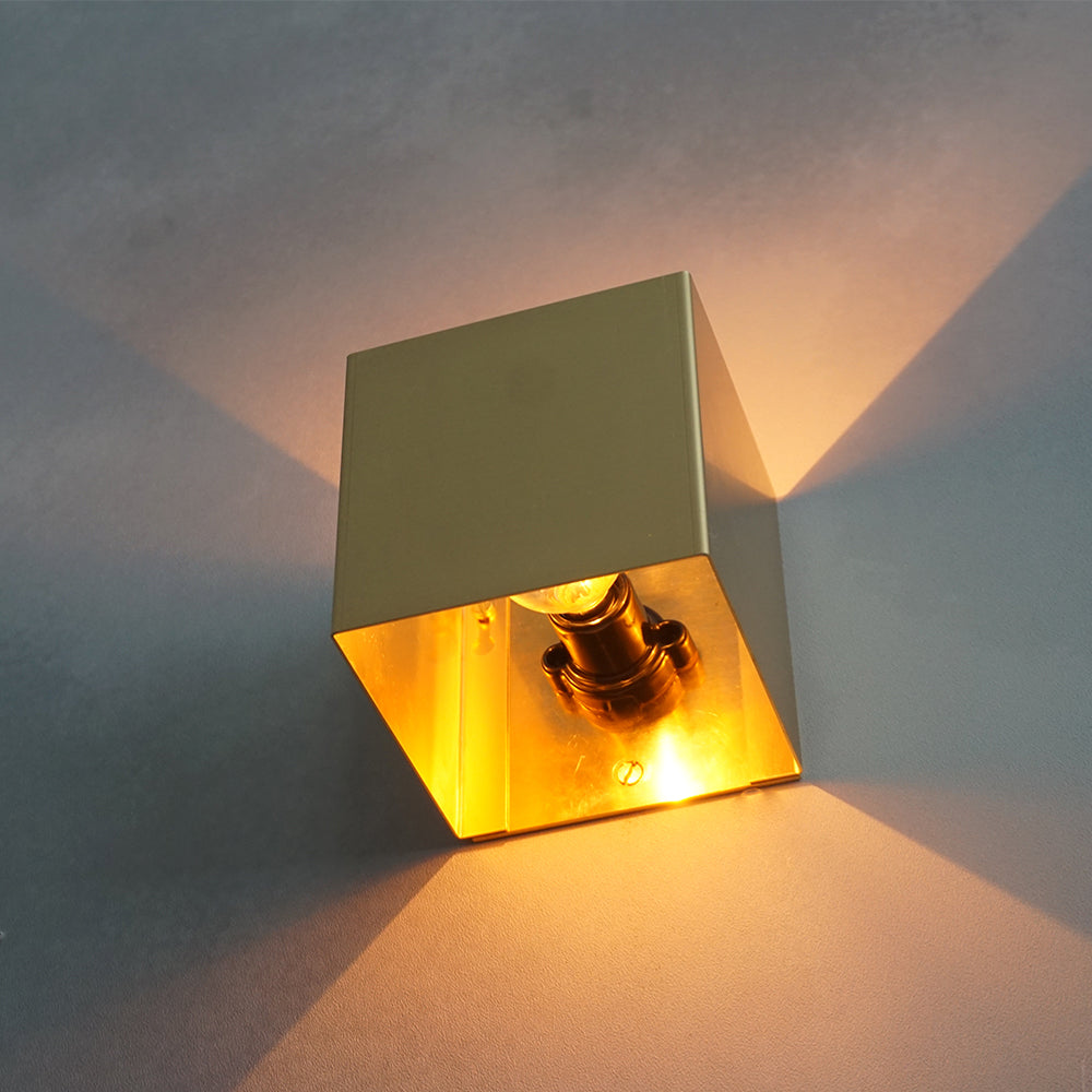 CUBE 真鍮ブラケット